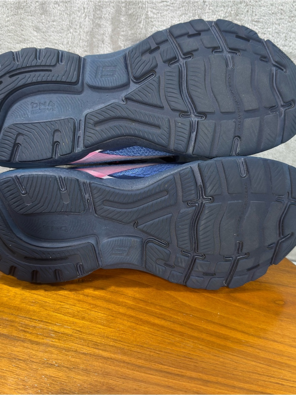 Brooks Ghost 15 Blue Pink Women's Running Shoes Sz 8.5 1203801B469 - Picture 6 of 7